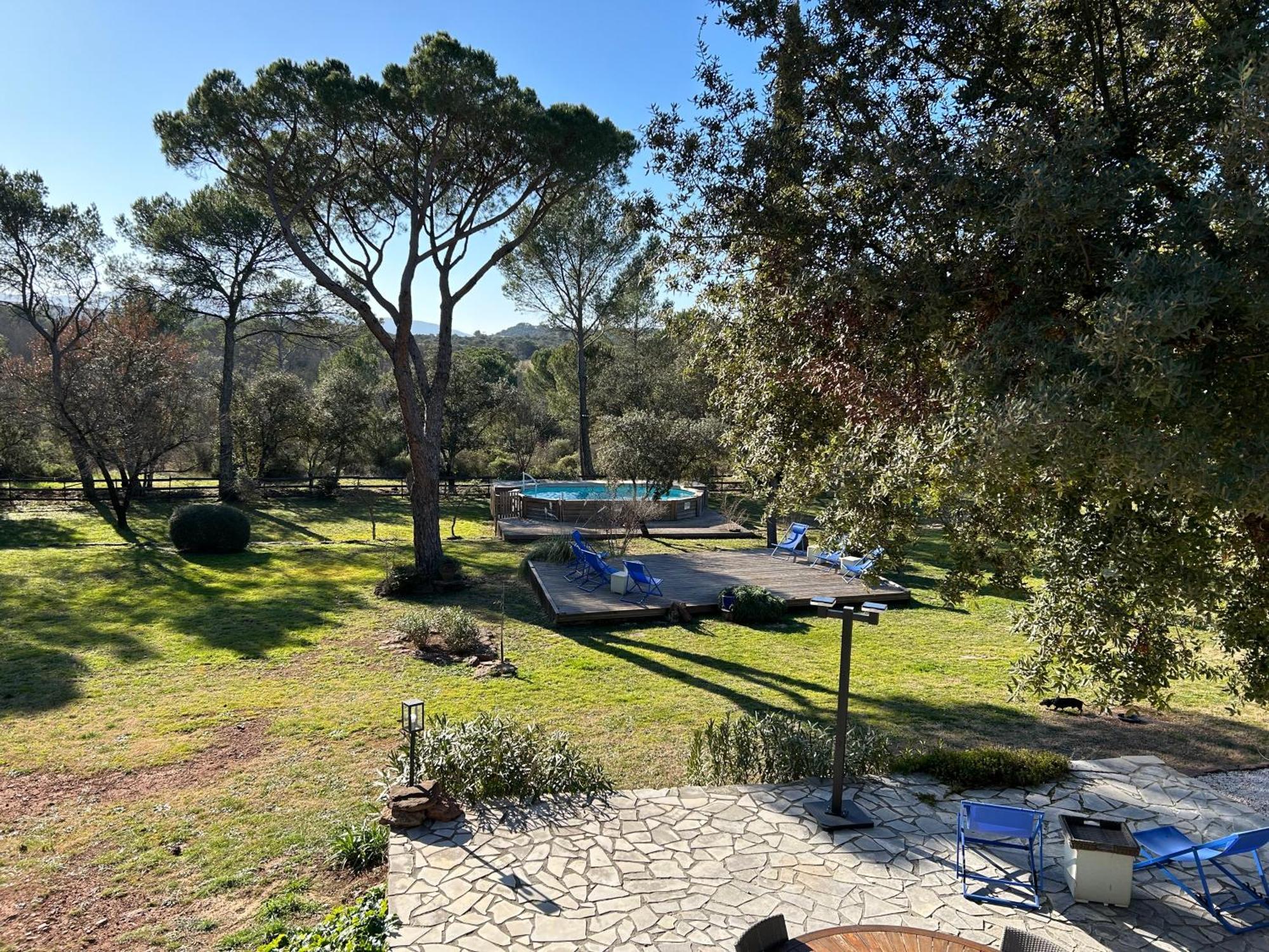 Residence Gabrielle Le Cannet Des Maures Extérieur photo